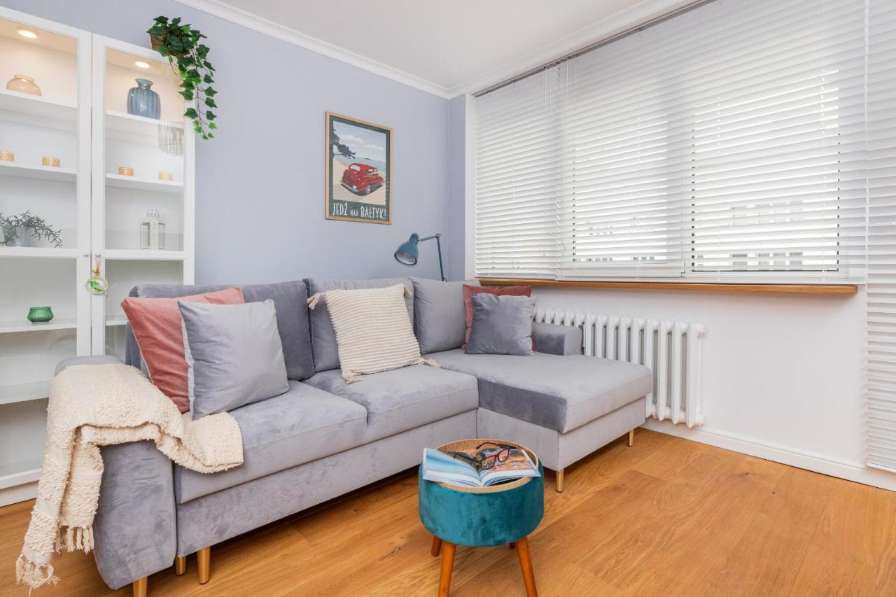 Cozy Pastel Two Bedroom Apartment In Central Gdynia By Noclegi Renters Exterior photo